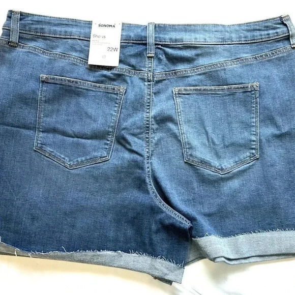 NWT SONOMA Women High Rise Blue Rolled Cuff Distressed Blue Jean Shorts Size 22W - Picture 6 of 6